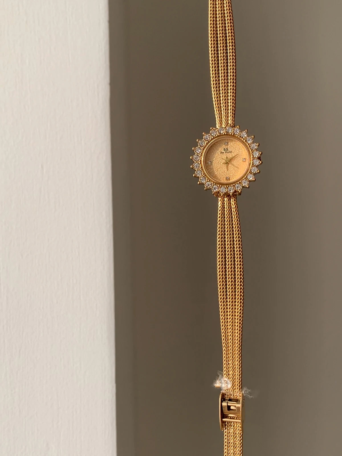 2025 Luxury Elegant Women's Watches Sunflower Diamond Unique Strap Ladies' Watch Luxury Gift Clock Wristwatches