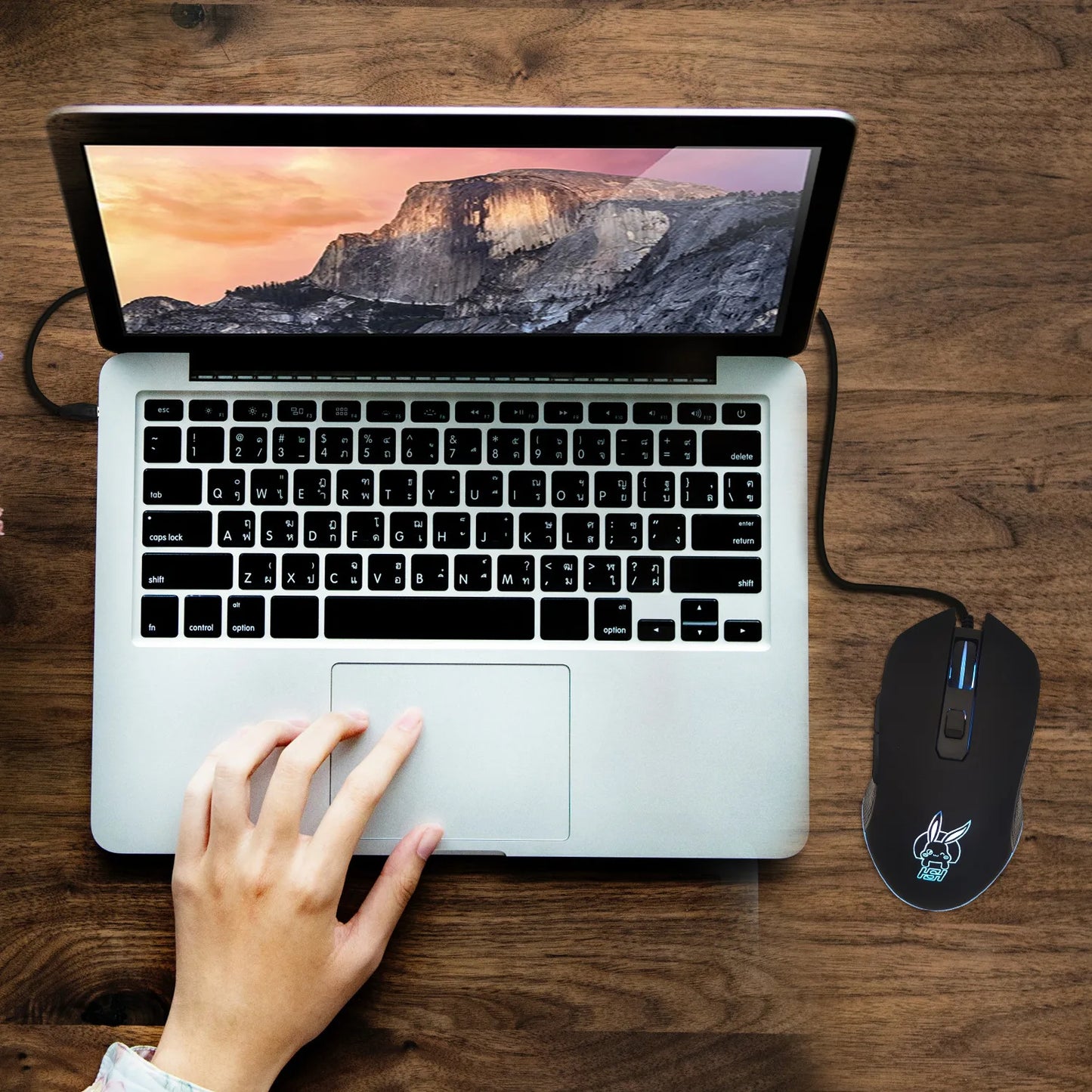 Цветна светеща мишка с USB-C и бутон за заглушаване за лаптоп с Type-C, геймърска мишка