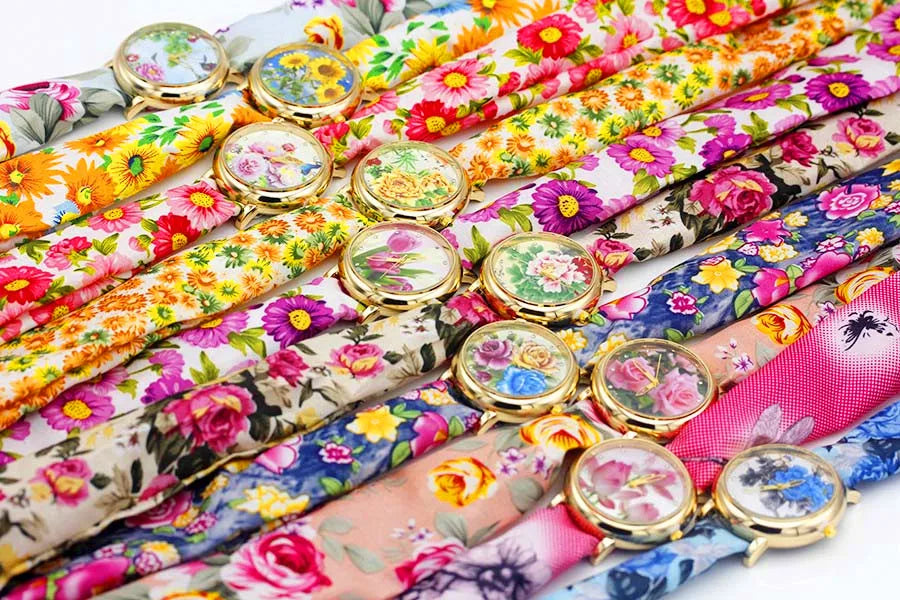 Shsby 2020 Women's Watches Fashion Floral Cloth Ladies Watches Flower Bracelet Clock Dress Wristwatch Luxury Relogio Feminino