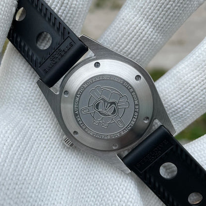 Steeldive SD1933 New Arrival 39MM Stainless Steel Case Sapphire Glass NH35 Automatic Dive Watch with Date