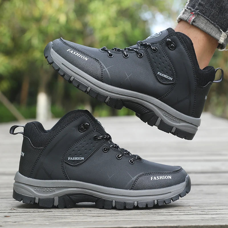 Retro Men Hiking Boots for Spring Autumn Comfort Breath Anti Slip Hiking Shoes Outdoor Camping Waterproof Work Shoes Sizes 39-46