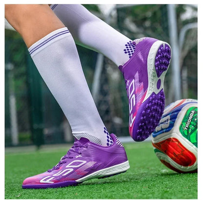 Nouvelles chaussures de football pour hommes, chaussures d'entraînement, baskets de match, chaussures de football pour terrain en herbe, chaussures de sport professionnelles antidérapantes, ultra-légères, unisexes.