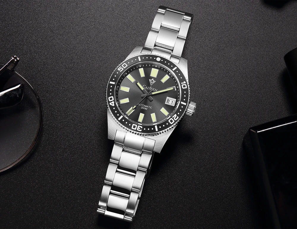 CADISEN New 38mm Diver Mens Watch Japan 8215 Automatic Mechanical Sapphire Glass Date Luminous 100M Waterproof Wrist watch Men