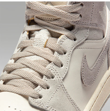 Nike Authentic JORDAN Scarpe da basket sportive da donna a collo alto con lacci, resistenti all’usura IB7010-001
