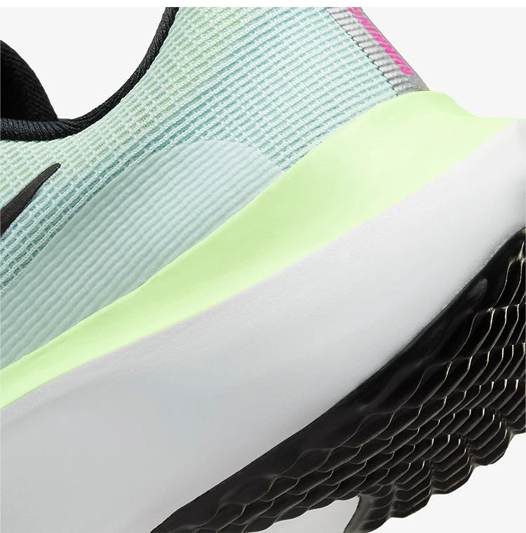 „Nike Authentic Zoom Fly 5“ moteriški kvėpuojantys bėgimo bateliai DM8974-401