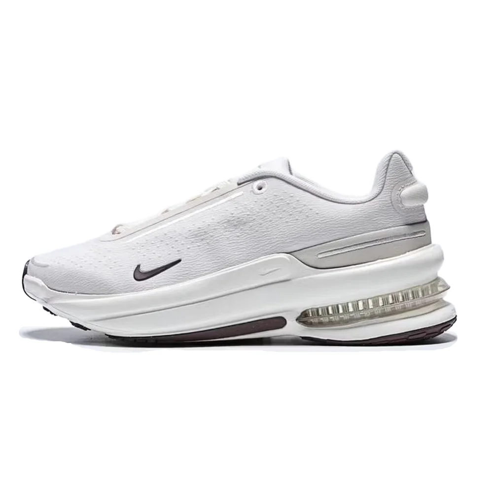 Nike Air Zoom Upturn SC – Bequeme und vielseitige, gepolsterte, rutschfeste und strapazierfähige Low-Top-Wanderschuhe IB2764-102