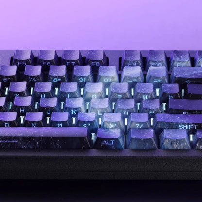 Keycap PBT trasparenti Cherry con incisione laterale e sfumatura Purple Galaxy, 135 tasti, compatibili con tastiere meccaniche 60/64/84/98/108