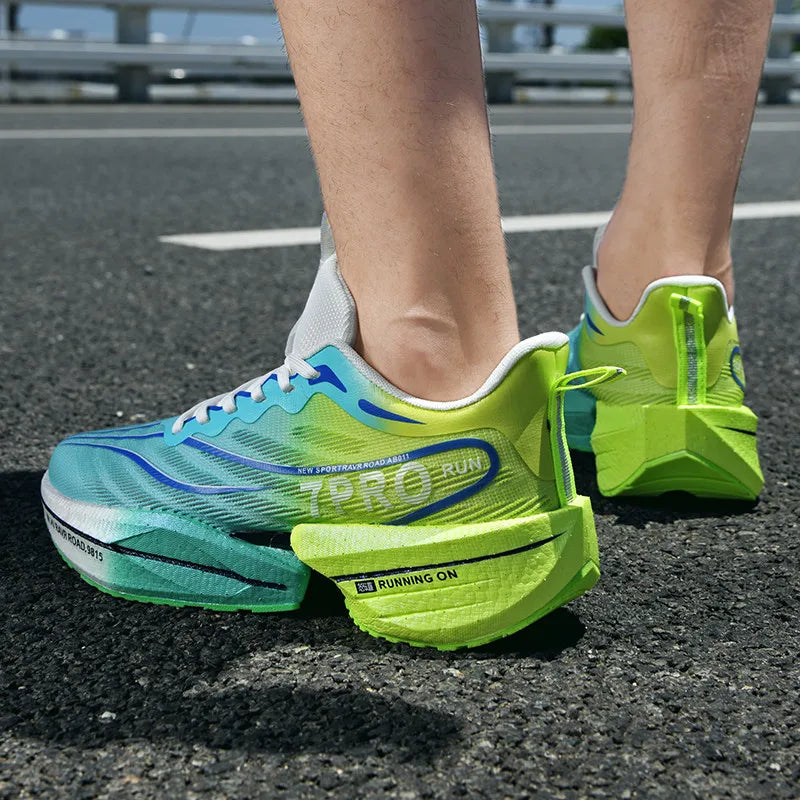 New Men's Carbon Plate Sneakers, Outdoor Soft Sole Mesh Sports Shoes, Running Shoes, Lightweight, Anti-Slip, Casual Couple Tennis Shoes