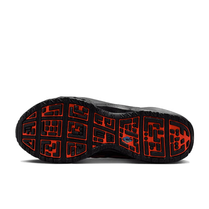 Nike Air Max SNDR GTX Damen: Stilvolle, vielseitige, rutschfeste, strapazierfähige, gepolsterte und bequeme Laufschuhe FZ4238-800