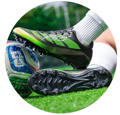 Nouvelles chaussures de football pour hommes, chaussures de sport d'extérieur, chaussures d'entraînement, chaussures de football antidérapantes, baskets professionnelles ultralégères unisexes