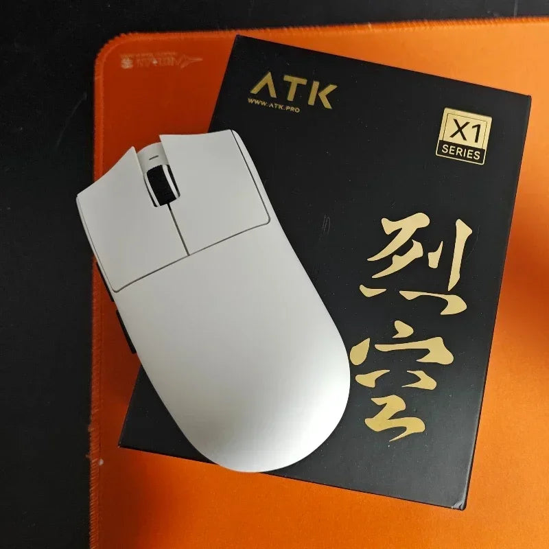 Novi ATK X1 SE Starlight bežični lagani miš PAW3395 26K DPI, upravljački program za Hub stranicu, 1000Hz, gaming miš, dodatna oprema za PC igrače
