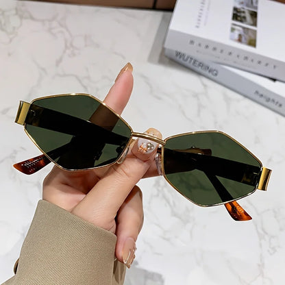 Ochelari de soare hexagonali la modă pentru femei, cu ramă retro aurie, pentru plajă, vacanță, călătorii și condus
