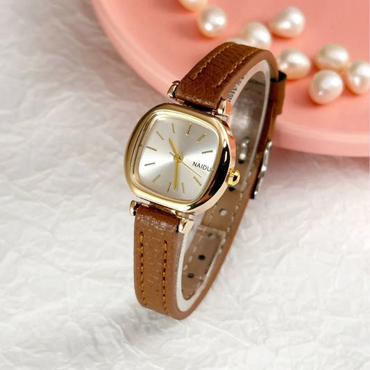 Hot Sale Women Watch Simple Small Dial Quartz Watches Luxury Ladies Gift Wristwatch Fashion Student Leather Strap Clock Relógio