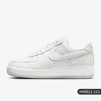 Nike Authentic Air Force 1 AF1 ženske klasične tenisice s debelim potplatom HV6011-111