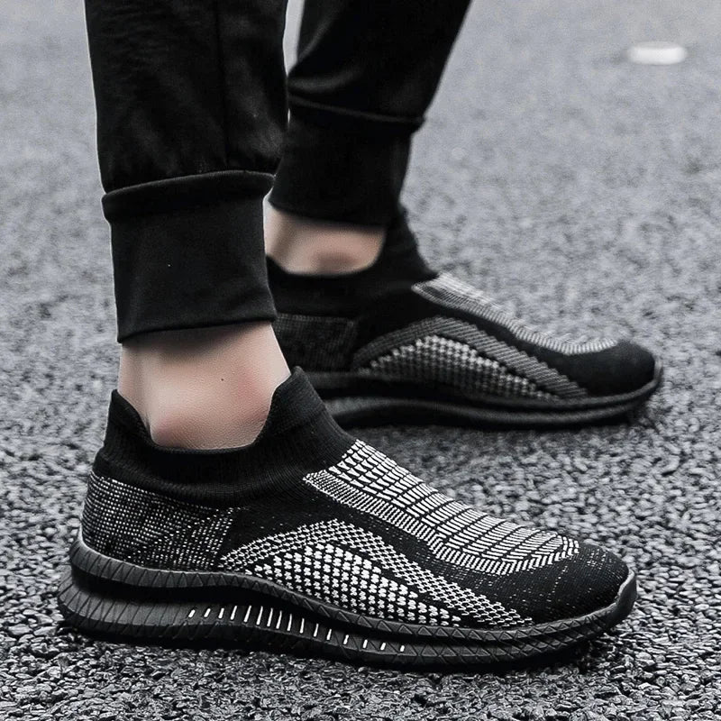 Lightweight Men's Walking Shoes Outdoor Soft Male Casual Shoes Flexible Breathable Men Loafers Slip-On Footwear Sneakers 39-48