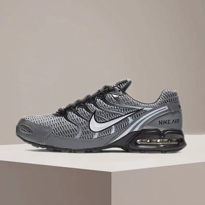„Nike Air Max Torch 4“ vyriški žemi sportiniai bateliai – pilkos/sidabrinės spalvos, kasdienio stiliaus audinys, kvėpuojanti konstrukcija, ilgaamžiškumas 343846-012