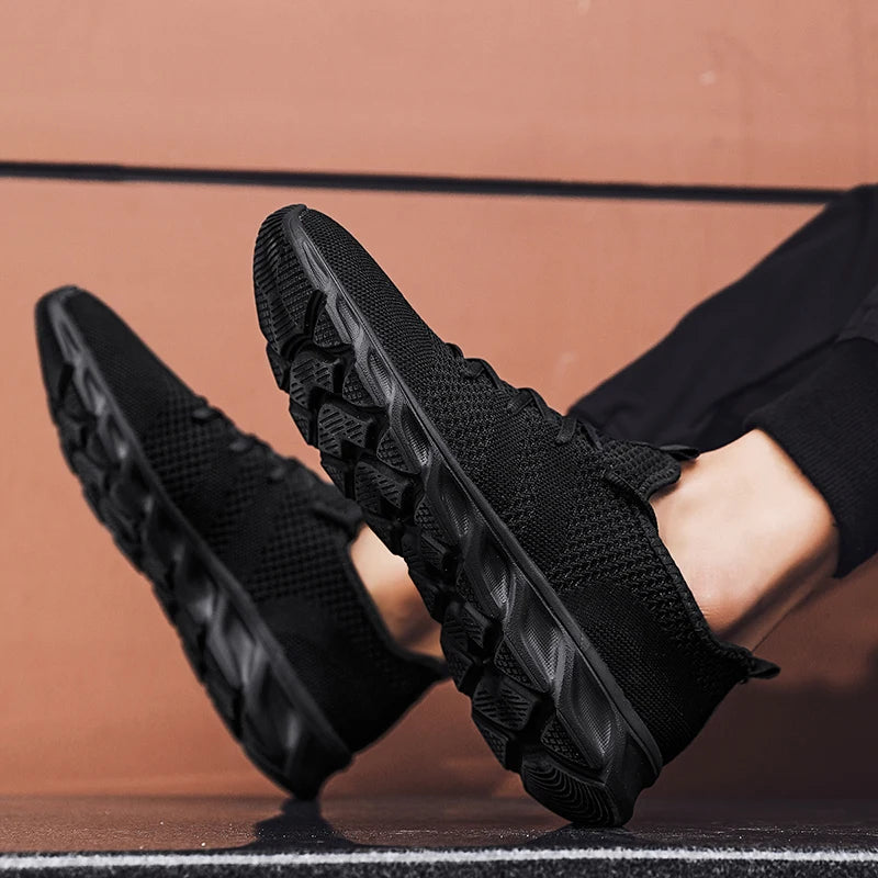 Men's Running Shoes Soft Soles Wear-Resistant Breathable Sports Shoes Mesh Outdoor Fashion Big Size Tennis Shoes for Men
