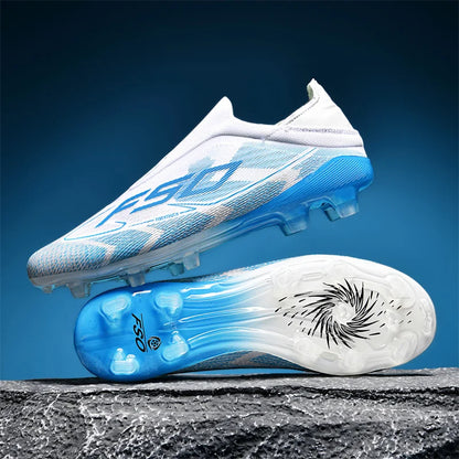 Nouvelles chaussures de football pour hommes, légères, très vendues, de haute qualité, crampons pour terrain en herbe, chaussures de football mi-hautes, baskets antidérapantes pour l'extérieur.