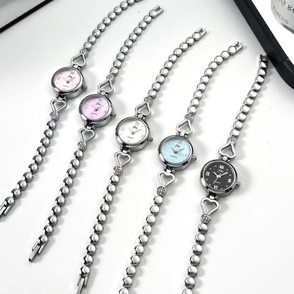 UTHAI CQ398 Fashionable Women watch exquisite heart bracelet waterproof quartz watch light luxury clock gift，watches for woman