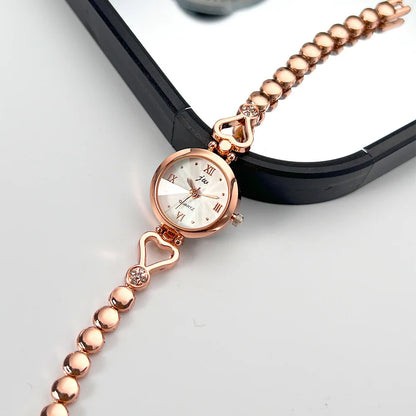 UTHAI CQ398 Fashionable Women watch exquisite heart bracelet waterproof quartz watch light luxury clock gift，watches for woman