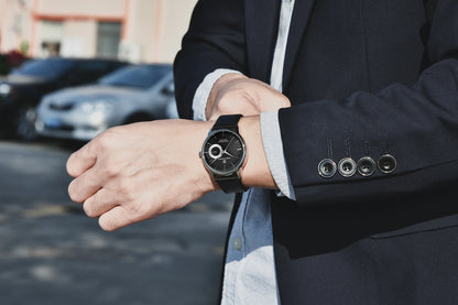 PAGANI DESIGN Herren-Freizeit-Quarzuhr, leichter Luxus, vielseitig kombinierbar, beschichtetes Glas, wasserdicht, Edelstahlzifferblatt, Datumsanzeige