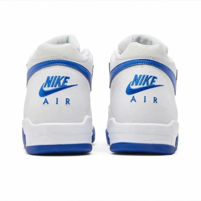 Nike Flight Legacy – Bequeme und vielseitige Retro-Basketballschuhe im Mid-Top-Stil für Herren, Weiß/Blau, BQ4212-103