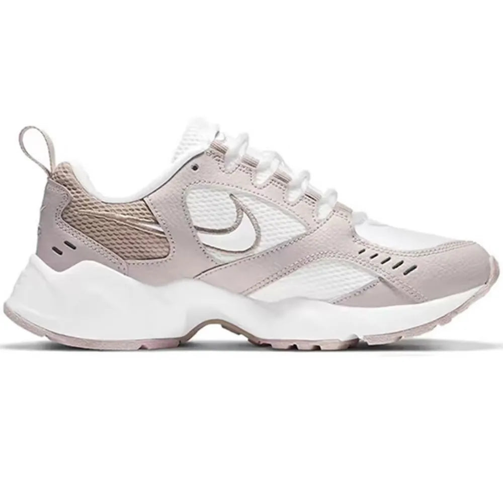 Nike Air Heights – gepolsterte, bequeme und leichte, atmungsaktive, rutschfeste und strapazierfähige Laufschuhe für den Alltag CI0603-102