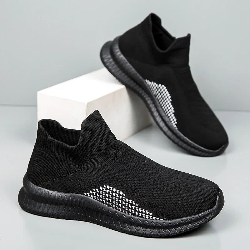 Lightweight Men's Walking Shoes Outdoor Soft Male Casual Shoes Flexible Breathable Men Loafers Slip-On Footwear Sneakers 39-48