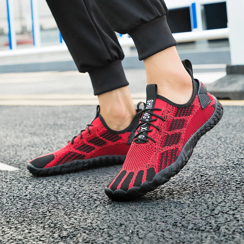 Water Shoes for Men Barefoot Beach Shoes Breathable Sport Shoes Quick Dry River White Sea Aqua Sneakers Soft Beach Sneakers