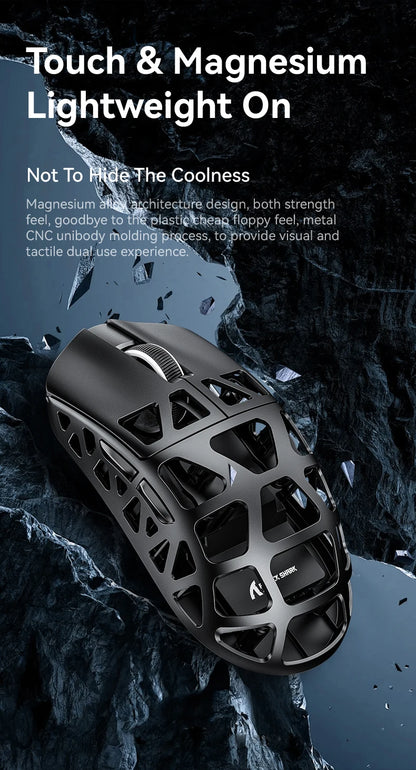 ATTACK SHARK R3 gaming miš od magnezijske legure s honeycomb dizajnom, ultra lagan 8K Hz, PAW3395 senzor, 26000 DPI, ergonomska školjka