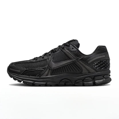 Běžecké boty Nike Zoom Vomero 5 Yankees, unisex – lehké, pružné odpružení pro muže i ženy, tréninkové FJ4151-003