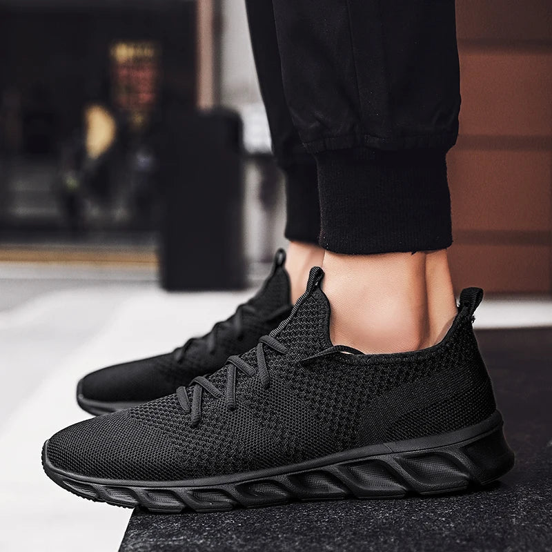 Men's Running Shoes Soft Soles Wear-Resistant Breathable Sports Shoes Mesh Outdoor Fashion Big Size Tennis Shoes for Men