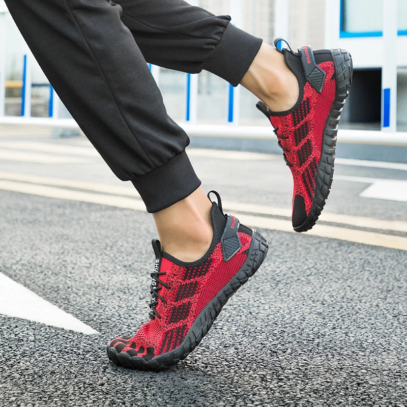 Water Shoes for Men Barefoot Beach Shoes Breathable Sport Shoes Quick Dry River White Sea Aqua Sneakers Soft Beach Sneakers
