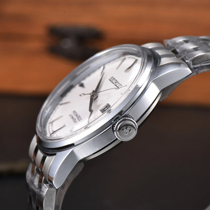 Luxury Retro Men's Self-Winding Automatic Mechanical Watch Radial Sunburst Textured Dial Single Calendar Date Window Polished Stainless Steel Link Bracelet Waterproof Business Dress Male Watch Silver Gold Two Tone Options