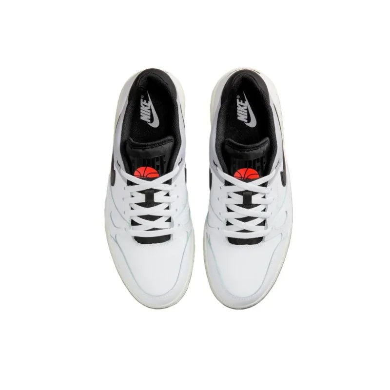 Nike Full Force – modische, bequeme, trendige, vielseitige Sneaker für den Alltag, den Weg zur Arbeit, Sport und Freizeit – Low-Top-Sneaker FB1362-101