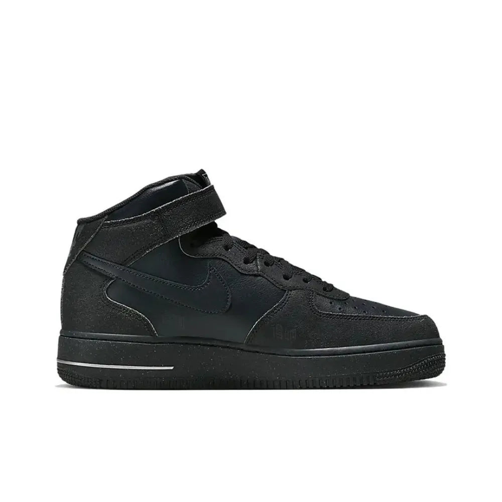 Унисекс кецове Nike Air Force 1 Mid - опора за глезена, класически омекотен комфорт и издръжливост за целодневно носене DQ7666-001