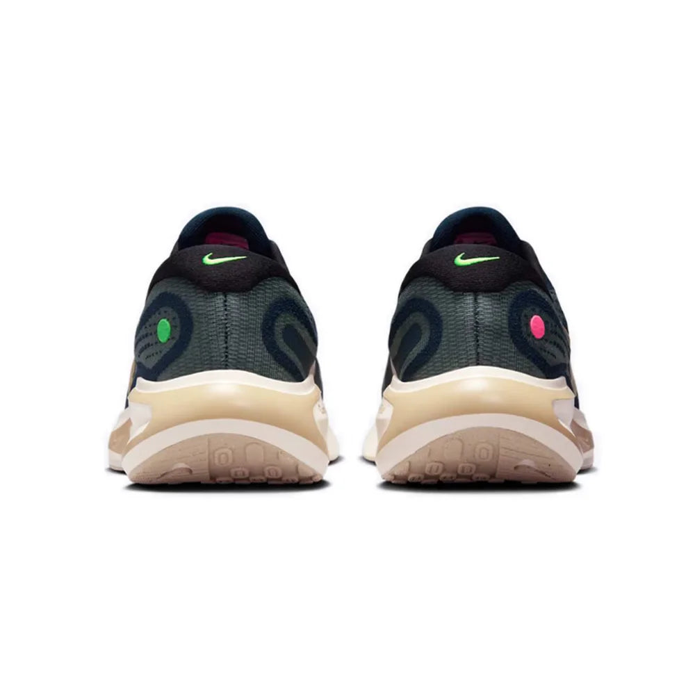 Nike Journey Run: Bequeme, vielseitige, atmungsaktive und leichte Low-Top-Freizeit-Laufschuhe für Herren – Blau FN0228-403