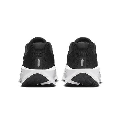 Nike DOWNSHIFTER 13 – Bequeme, atmungsaktive Low-Top-Freizeit- und City-Laufschuhe für Damen, schwarz/weiß, FD6476-001