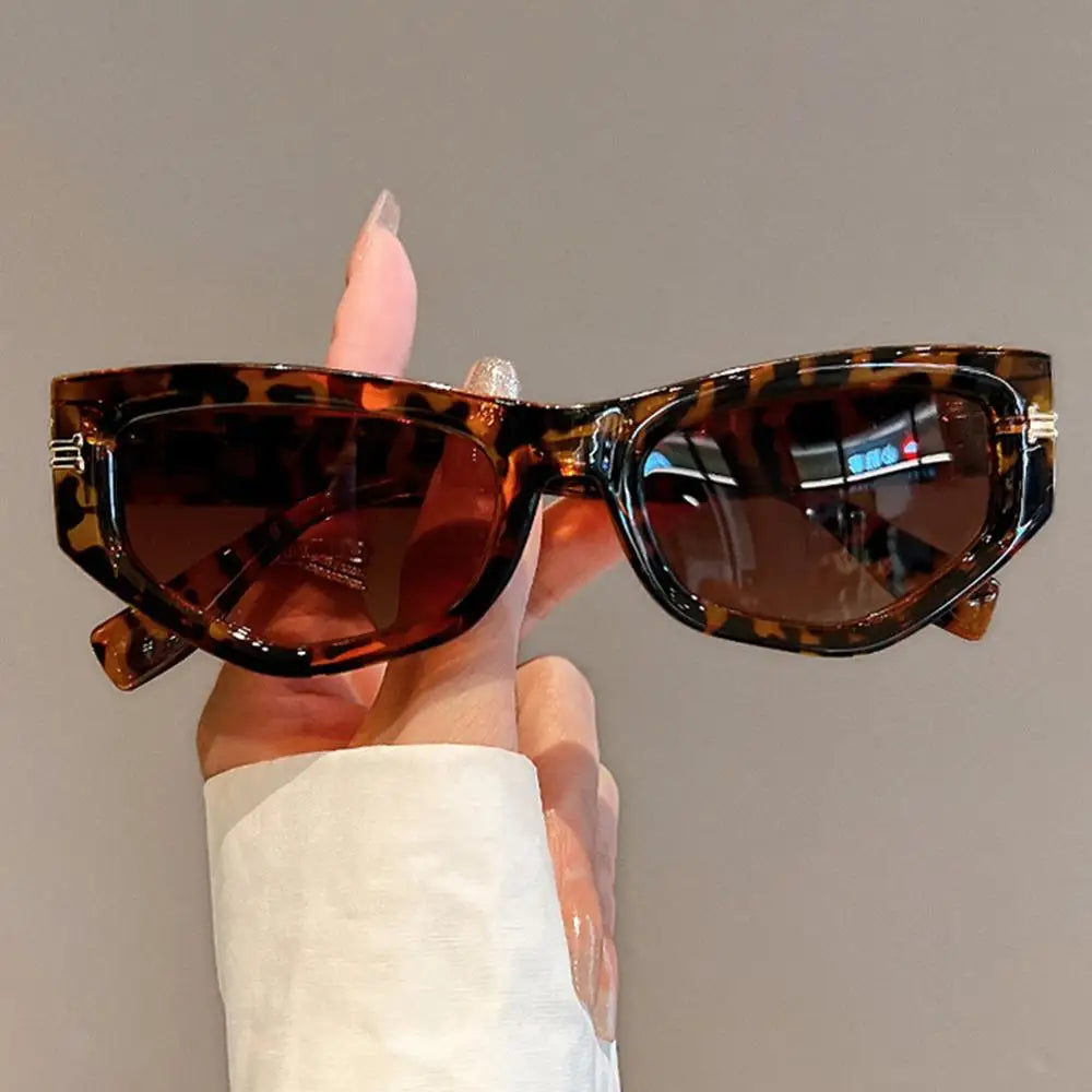 Vintage Cat Eye Sunglasses Men Women New in Fashion Irregular Gradient Eyewear Shades Luxury Brand Designer Sun Glassses 2025