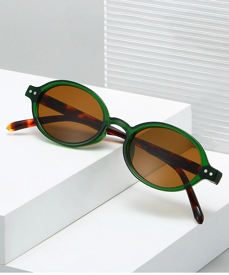 Ochelari de soare SO&EI Retro, mici, ovali, pentru femei, cu nituri, model leopard, pentru bărbați, stil punk, cu protecție UV400