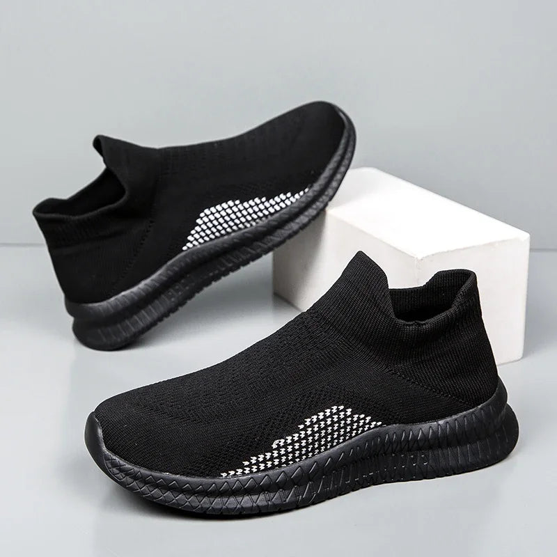Lightweight Men's Walking Shoes Outdoor Soft Male Casual Shoes Flexible Breathable Men Loafers Slip-On Footwear Sneakers 39-48