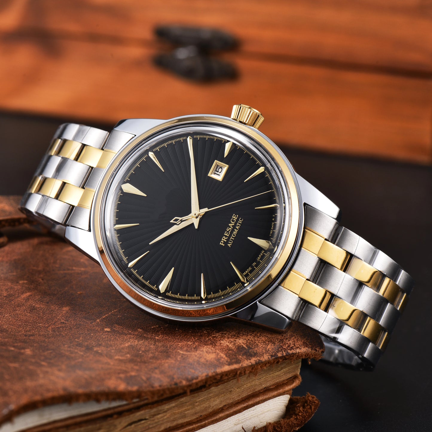 Luxury Retro Men's Self-Winding Automatic Mechanical Watch Radial Sunburst Textured Dial Single Calendar Date Window Polished Stainless Steel Link Bracelet Waterproof Business Dress Male Watch Silver Gold Two Tone Options