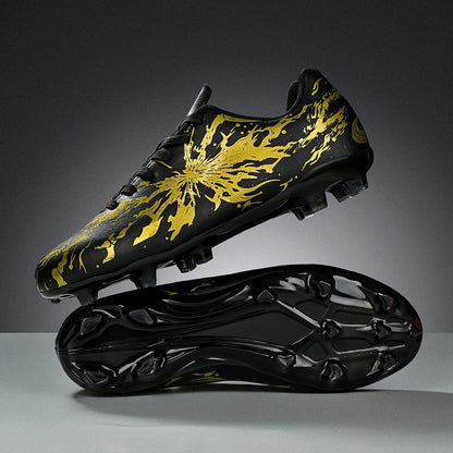 Chaussures de football pour hommes, modèle AG FG, tige en tricot ultra-léger, soutien stable de la voûte plantaire, idéales pour les entraînements prolongés sur terrain de gazon extérieur.