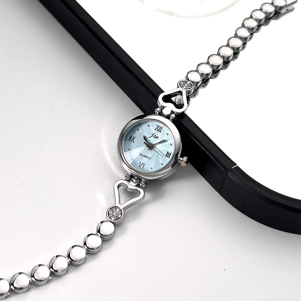 UTHAI CQ398 Fashionable Women watch exquisite heart bracelet waterproof quartz watch light luxury clock gift，watches for woman