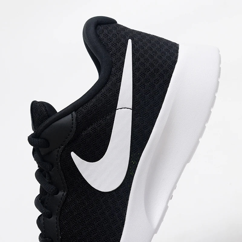 Nike Women's Shoes Tanjun Flyease Low-Top Breathable Lightweight Cushioning Simple Trendy Comfortable Sports Casual Shoes Dv7786-001