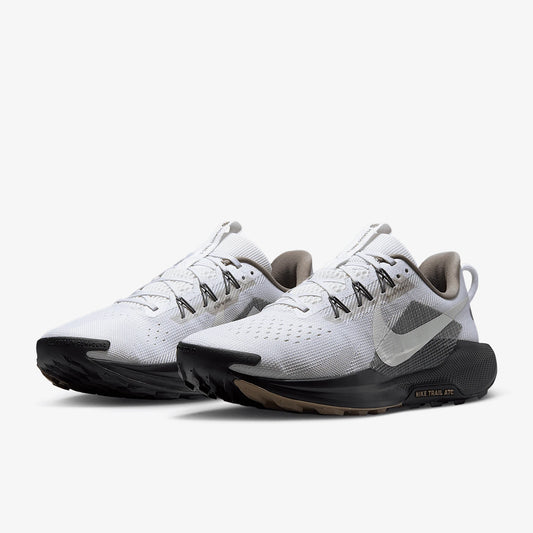 Nike Genuine Pegasus Trail 5 miesten verkkokankaiset, pehmustetut juoksukengät IB7667-001