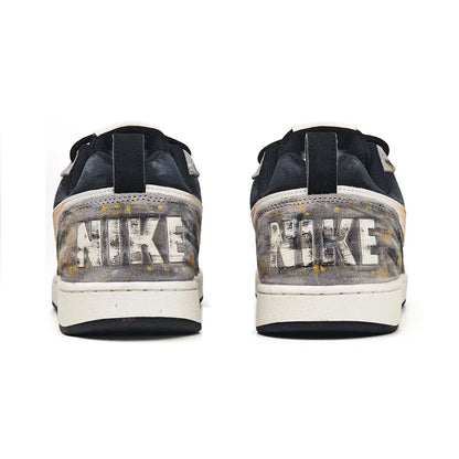 Prilagođene Nike Court Borough Custom "Black Gold Tarot & Apollo" niske muške tenisice