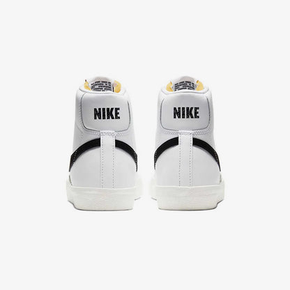 Nike Authentic 202 Frühjahrsneuheit BLAZER LOW LX Damen-Sport-Sneaker mit Schnürung für den Alltag CZ1055-100