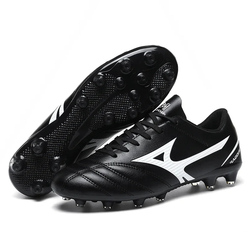 Nouvelles chaussures de football pour hommes, chaussures de football d'intérieur pour adultes, crampons de football antidérapants, crampons de sport ultralégers, crampons de futsal, entraînement sur gazon, confortables.