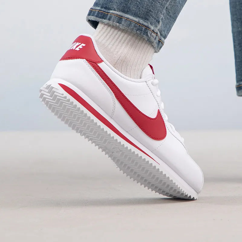 Nike Kids Casual Shoes, Lightweight Breathable Non-slip Wear Resistant Comfort Boys Girls Daily Walking Sneakers 904764-101